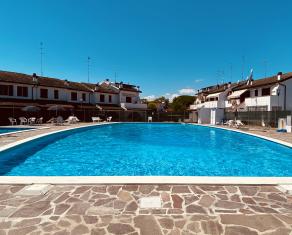 vear fr maisons-de-vacances-swimming-pool-lido-degli-scacchi-zs3-37 014