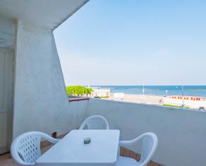 vear en holiday-homes-conditioned-air-lido-delle-nazioni-zs1-7 035