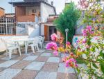 vear en offer-may-in-four-roomed-house-for-8-people-at-lidi-ferraresi-o22 030